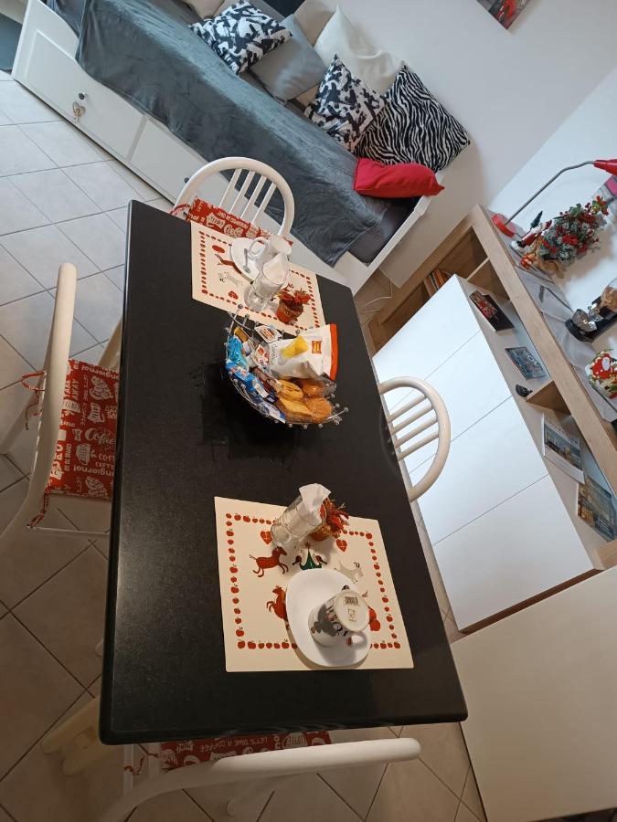 Armareaoverseassuites フィウミチーノ エクステリア 写真
